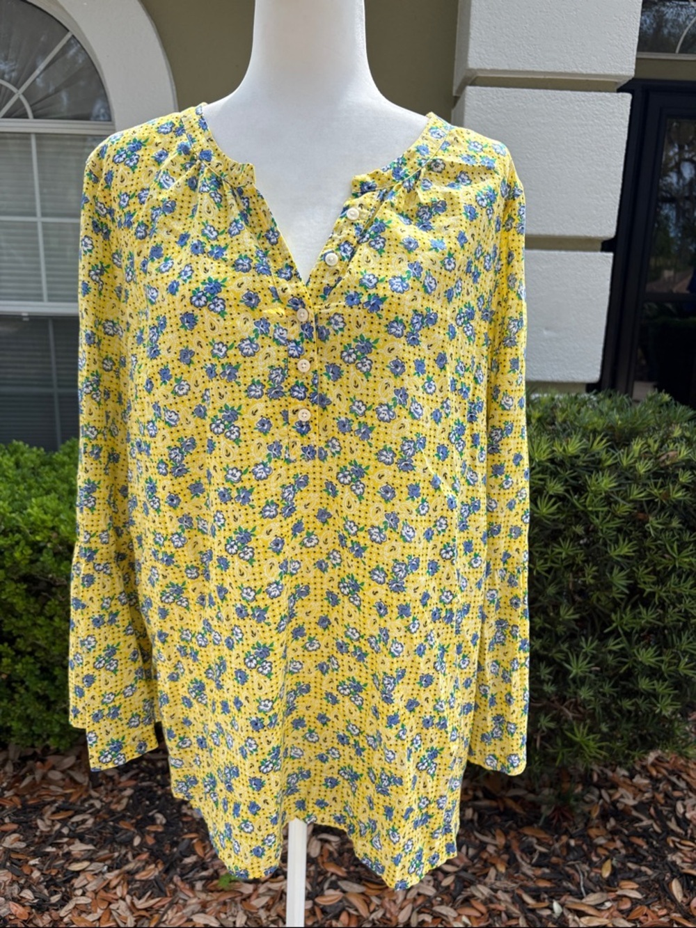 Talbots Yellow Floral Button-Front Bell Sleeve Women's Top